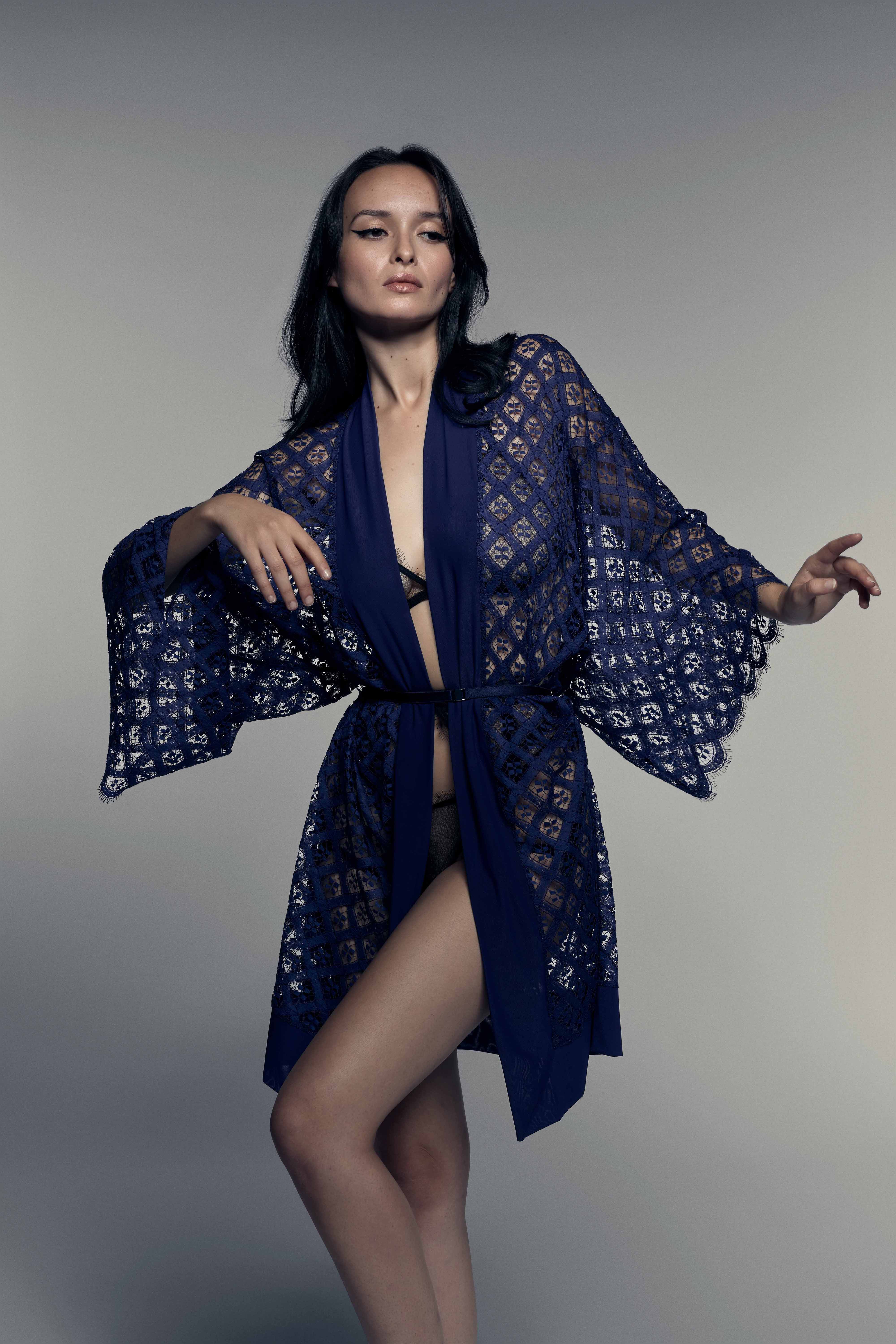 Cara Kimono
