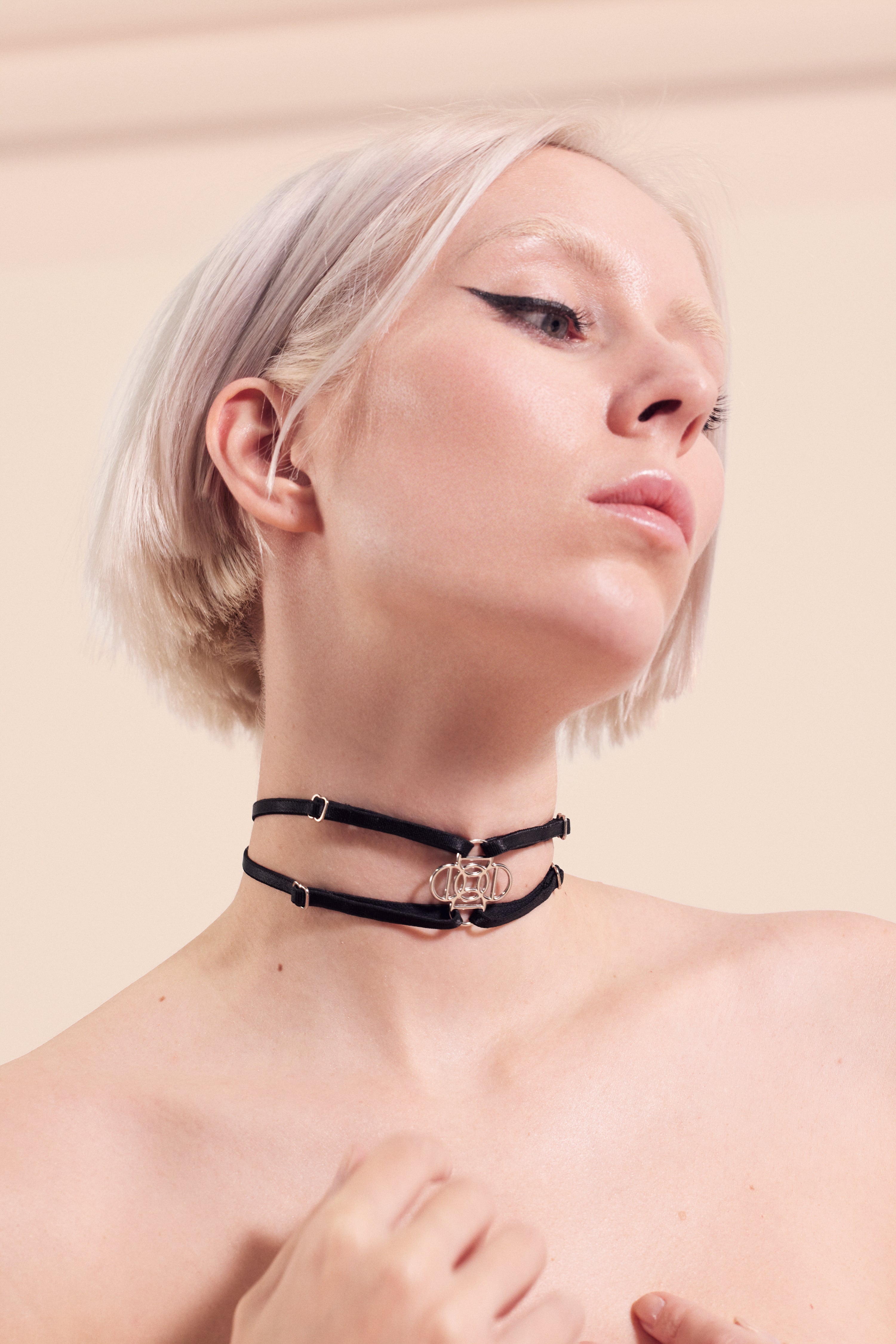Gilda Choker
